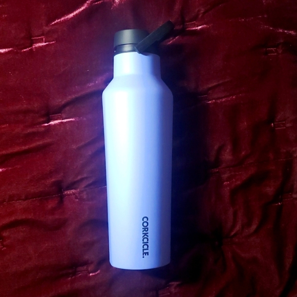 💥BUY 5 GET 3 FREE Women's CORKCICLE Sport Canteen Periwinkle 20oz - Picture 3 of 6
